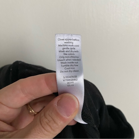 ATHLETA Headlands Hybrid Pocket Legging Pants in Black size 0 - Picture 10 of 10